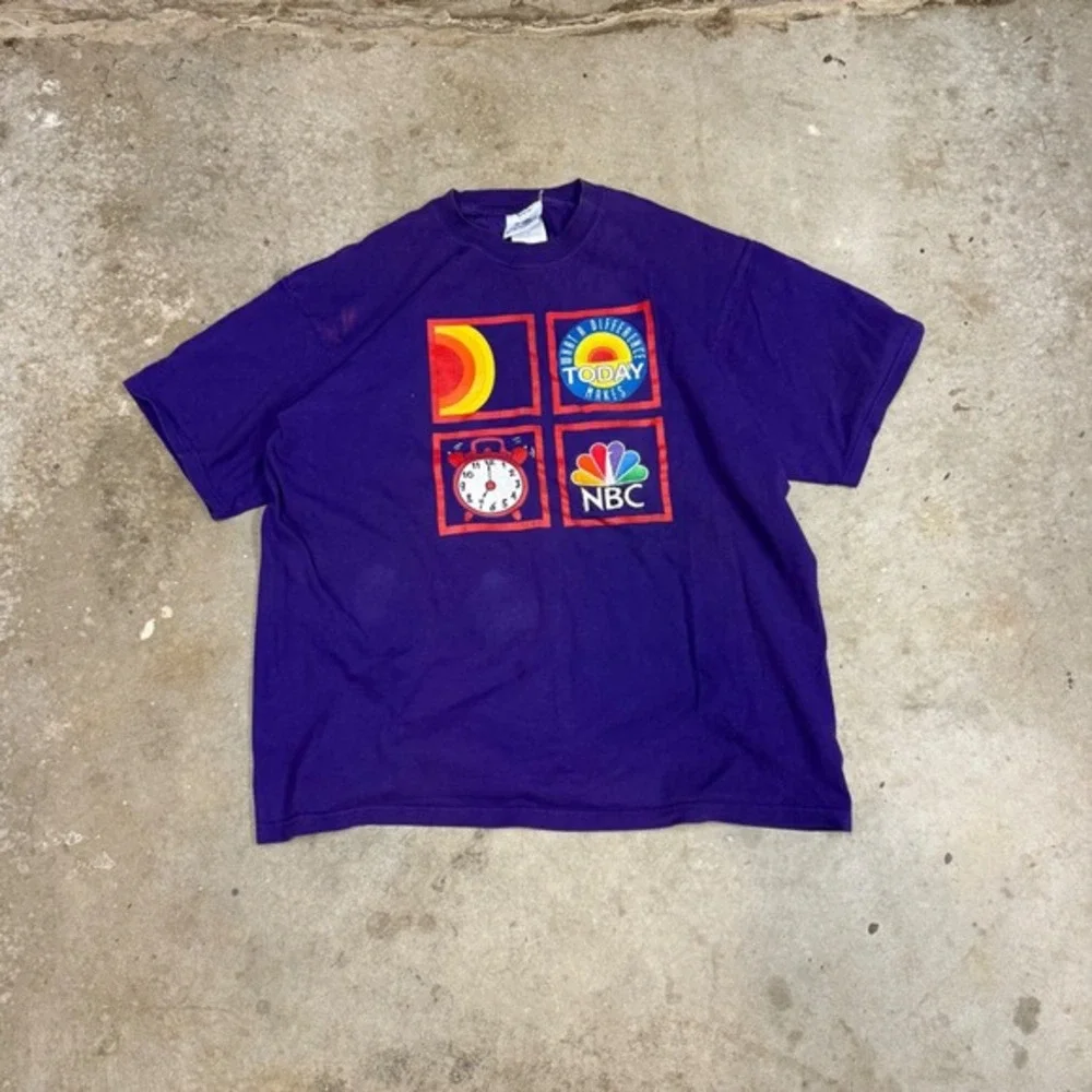 VINTAGE NBC TODAY SHOW ALARM CLOCK SUN LOGO PURPLE T SHIRT MENS‎ XL
